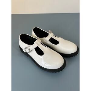 Old Navy white mary janes girls size 2 patent leather doc marten inspired